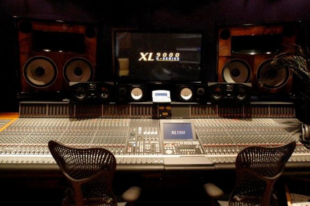  Solid State Logic XL 9000 K series console